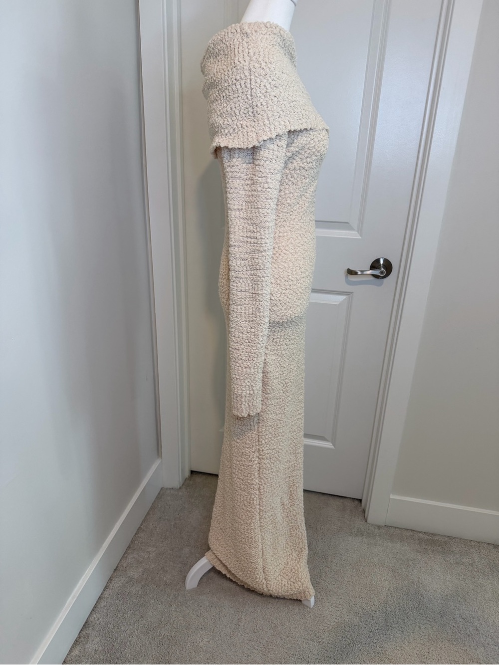 JLUXLABEL Off-Shoulder Cream Maxi Knit Dress - Picture 12 of 14